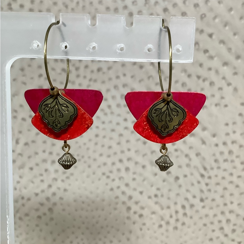 Newpro Elegant pink and red earrings